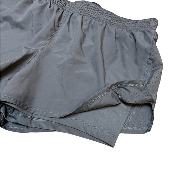 Nike dri-fit athletic shorts gray woman’s size XL - Picture 5 of 5